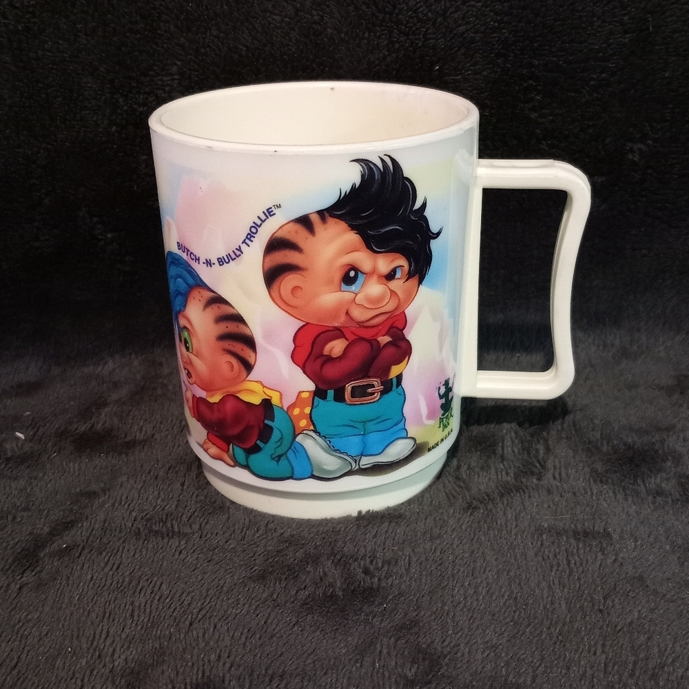 Vintage 90's Trouble Trollies Cup